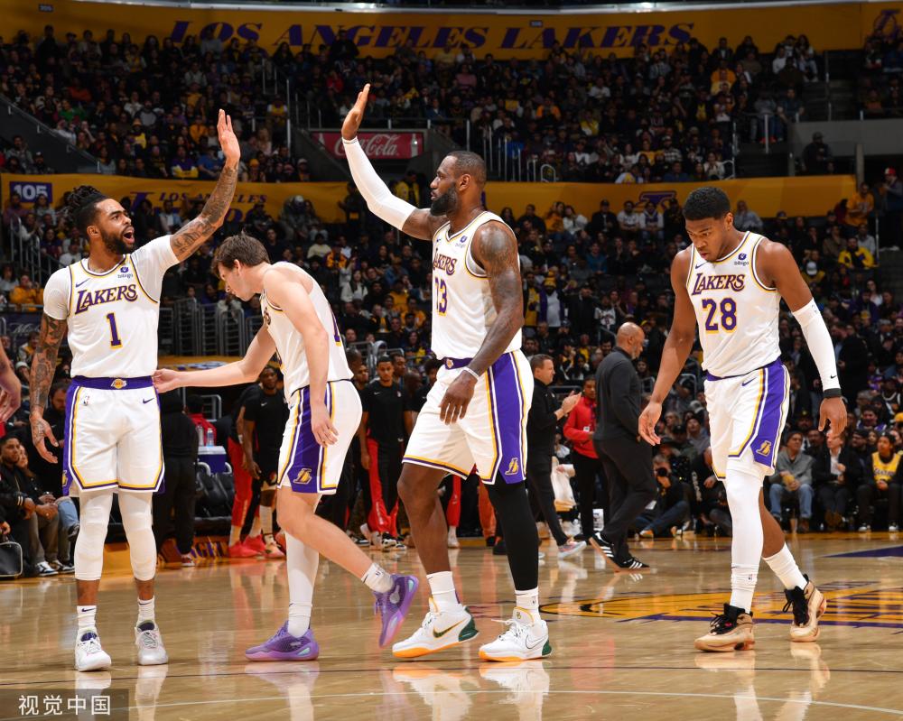 这是一场不 这是一场不